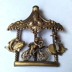Unique VINTAGE Whimsical Carousel Merry-Go-Round Brooch